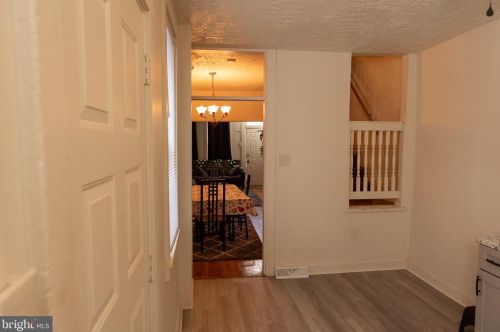 329 Beaver St, Lancaster PA  17603-5337 exterior