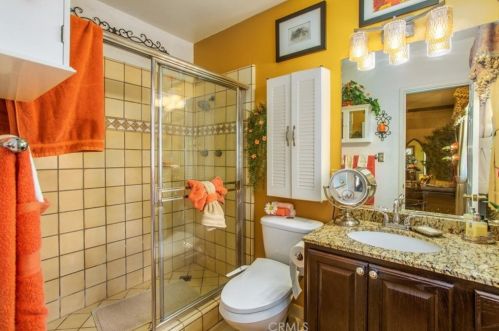 3520 Watkins Dr, Riverside CA  92507-4609 exterior