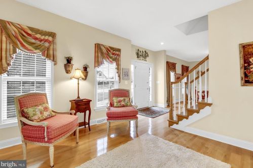 2860 Barkhill Rd, York, PA 17404-6637