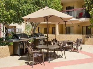 350 Del Mar Blvd, Pasadena CA  91105-1806 exterior