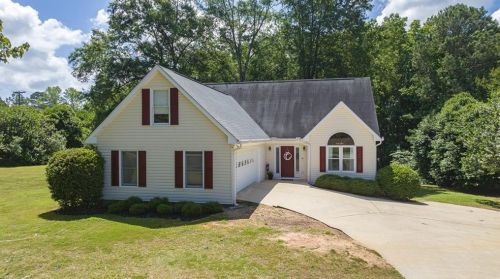 1011 Ashland Dr, Statham, GA 30666-3403