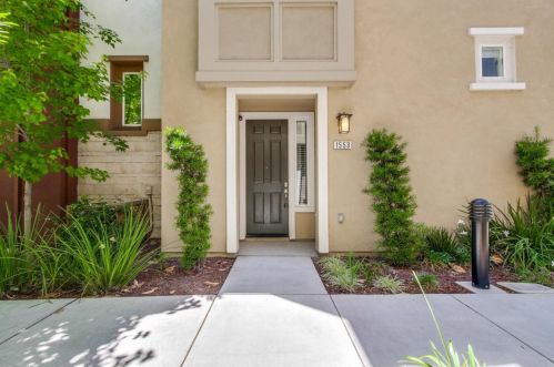 1553 Canal St, Milpitas, CA 95035-9069