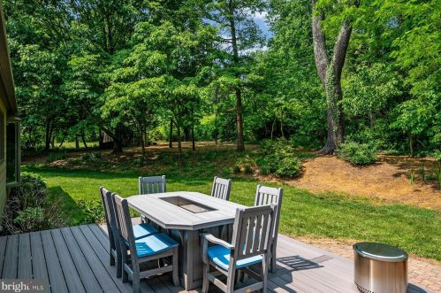 1331 Argyll Dr, Arnold MD  21012-2102 exterior