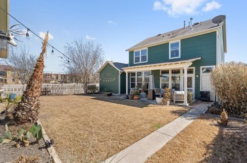 2341 Herzog, Uhland TX 78640-6121 exterior