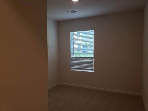 59 Chastain Cir, Newnan GA  30263-8640 exterior