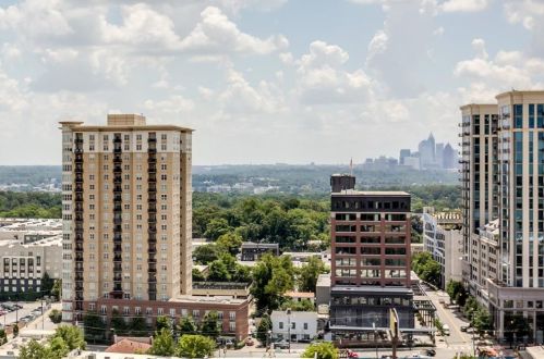 3180 Mathieson Dr, Atlanta GA  30305-1823 exterior