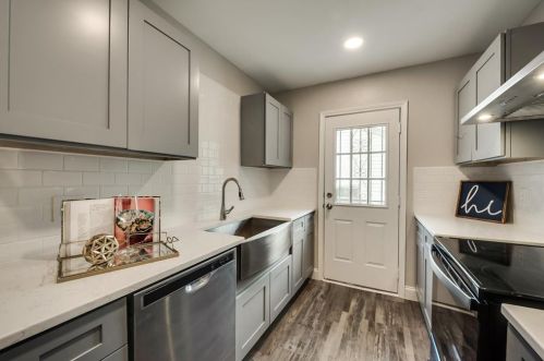 517 Marion Ave, Fort Worth TX  76104-6538 exterior