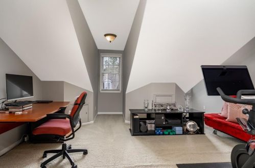 2308 English Ivy Ct, Atlanta GA  30339-6797 exterior