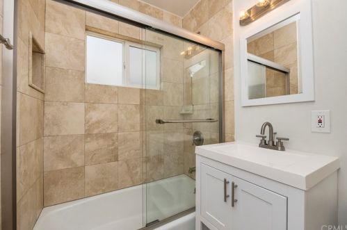 22631 Hickory Ave, Torrance CA  90505-2945 exterior