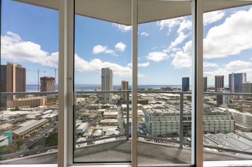 888 Kapiolani Blvd, Honolulu HI  96813-5210 exterior