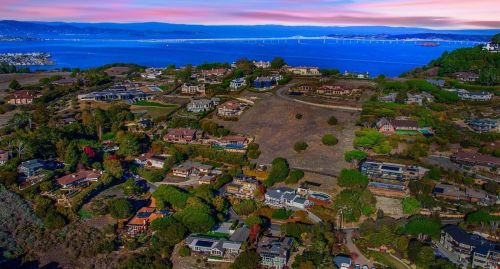 240 Round Hill Rd, Tiburon, CA 94920-1531