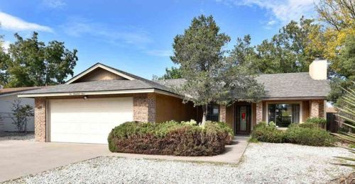 601 La Paloma Ln, Roswell, NM 88201-6548