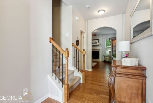 2352 Whispering Dr, Kennesaw, GA 30144-5680