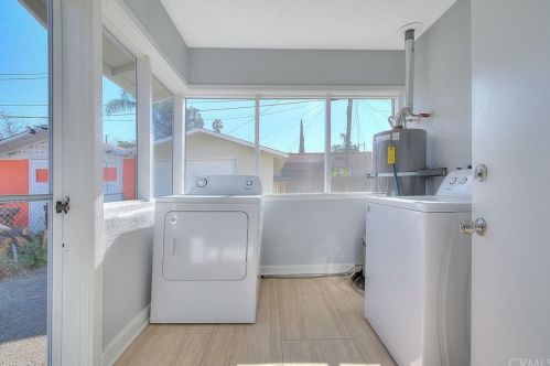 3160 Lime St, Riverside CA 92501-2930 exterior