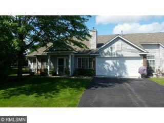 849 Sunrise Dr, Saint Paul, MN 55125-8630