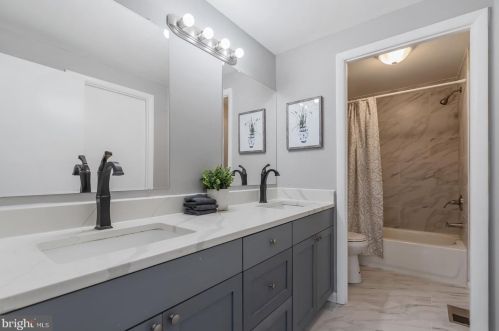 5484 Green Dory Ln, Columbia MD  21044-1912 exterior