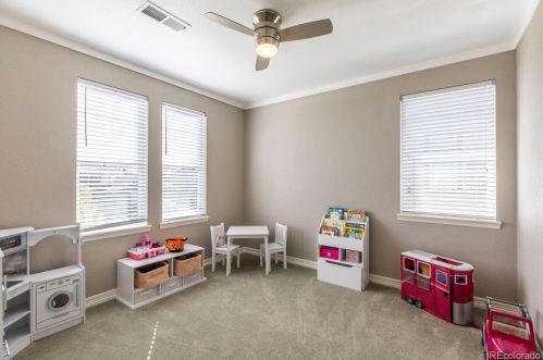 26525 Peakview Dr, Aurora CO 80016-6110 exterior