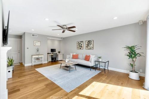 22 Delamesa, Irvine CA  92620-1838 exterior