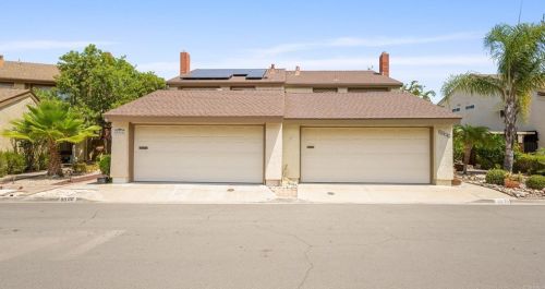 8866 Capcano Rd, San Diego, CA 92126-1463