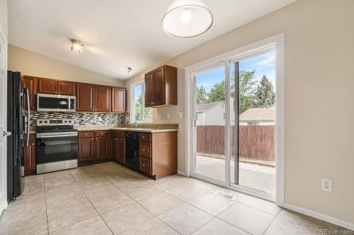 8465 Curlycup Pl, Parker CO  80134-8986 exterior