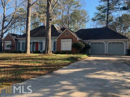 2506 Perth Ct, Albany, GA 31721-2014