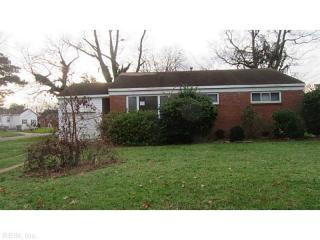 8352 Norristown Dr, Norfolk, VA 23518-2256
