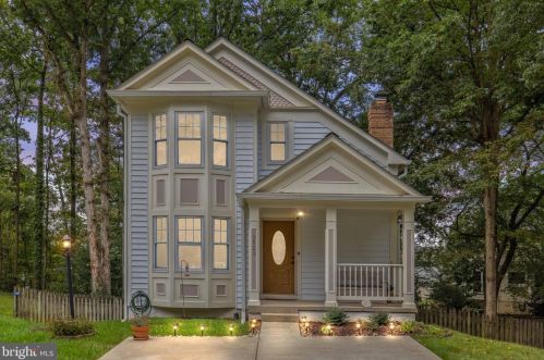 3523 Soffit Pl, Woodbridge, VA 22192-5213