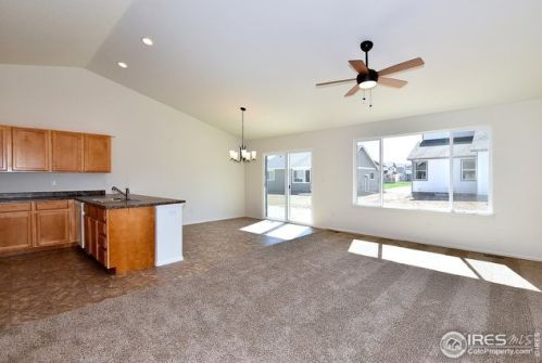 2673 Sapphire St, Loveland CO 80537-2024 exterior