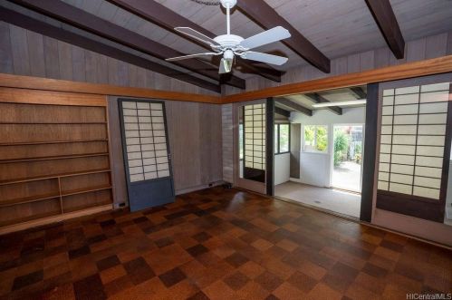 48 Akamu Pl, Honolulu HI  96817-1422 exterior