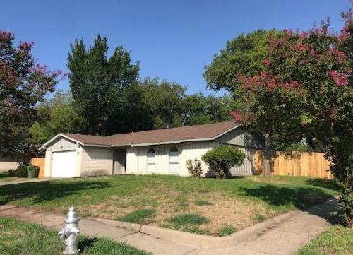 501 Oxford Park, Garland, TX 75043-5437