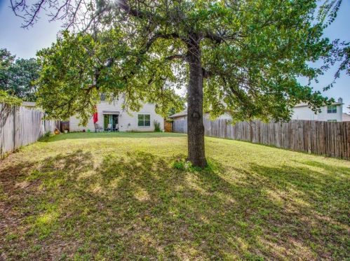 1473 Hedgewood Trl, Fort Worth TX  76112-4455 exterior