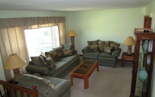 6505 164th Pl, Tinley Park, IL 60477-1820