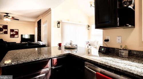 316 Bunny Ln, Harpers Ferry WV  25425-7104 exterior