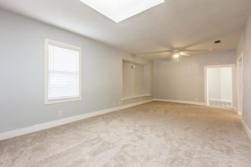 1415 Lake St, Fort Worth TX  76102-6018 exterior