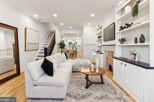 743 22nd St, Philadelphia PA 19130-2604 exterior