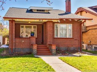2556 Clermont St, Denver, CO 80207-3137