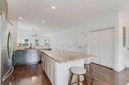 300 Holderness St, Atlanta GA  30310-1306 exterior