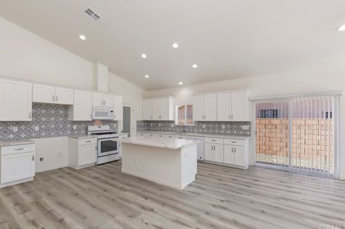 4847 Hedrick Ave, Riverside CA  92505-1367 exterior