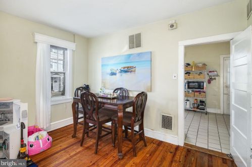 131 Colonial Ave, Haddonfield NJ 08033-1503 exterior