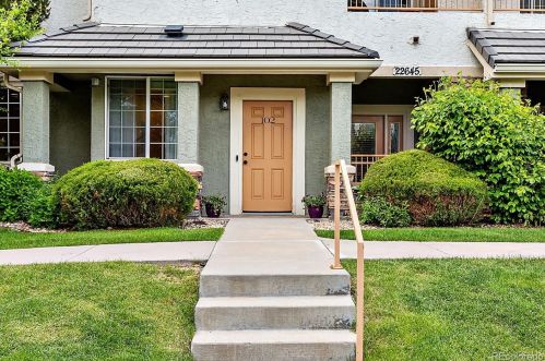 22645 Ontario Dr, Denver, CO 80016-2713