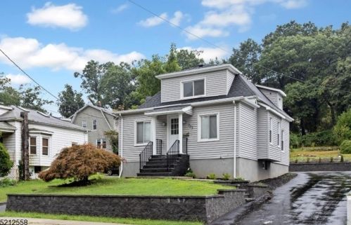 793 Belmont Ave, Paterson, NJ 07508-2305