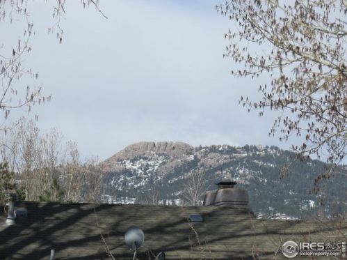 2455 Hampshire Sq, Fort Collins CO  80526-5839 exterior