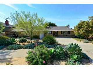 332 Hillcrest Blvd, Monrovia, CA 91016-2342