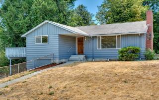 857 151st St, Seattle, WA 98155-7023