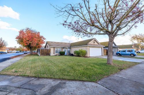 248 Mcclure Rd, Modesto, CA 95357-1333