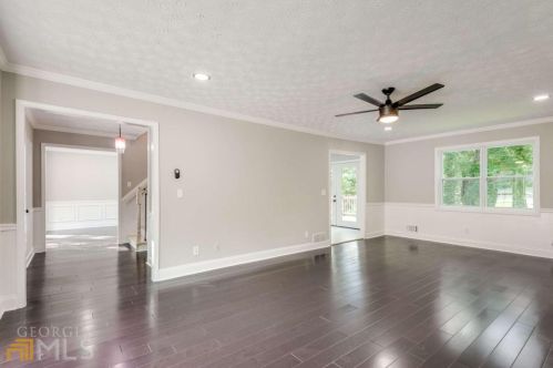 5068 Cold Springs Dr, Lilburn GA  30047-3776 exterior