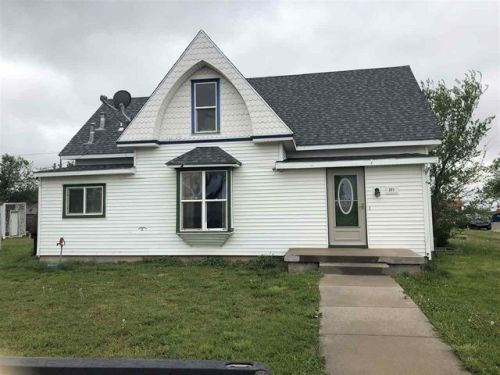 221 Front St, Bucklin, KS 67834-3454