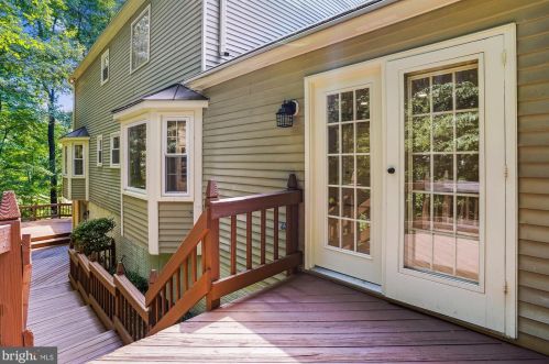 13015 Montpelier Ct, Woodbridge VA  22192-3356 exterior