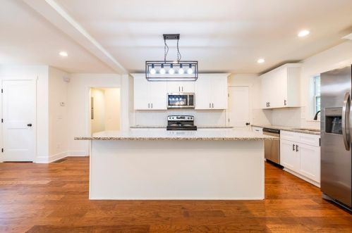 674 Charlotte Pl, Atlanta GA  30318-6375 exterior