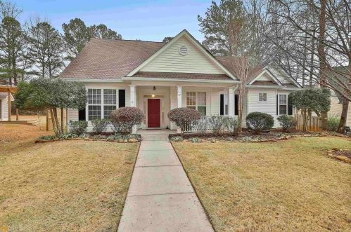87 High Point Cir, Newnan, GA 30265-5913